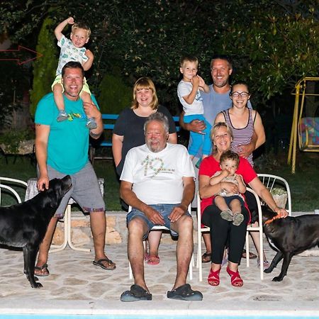 Apartman Susnjic Πόρετς Εξωτερικό φωτογραφία