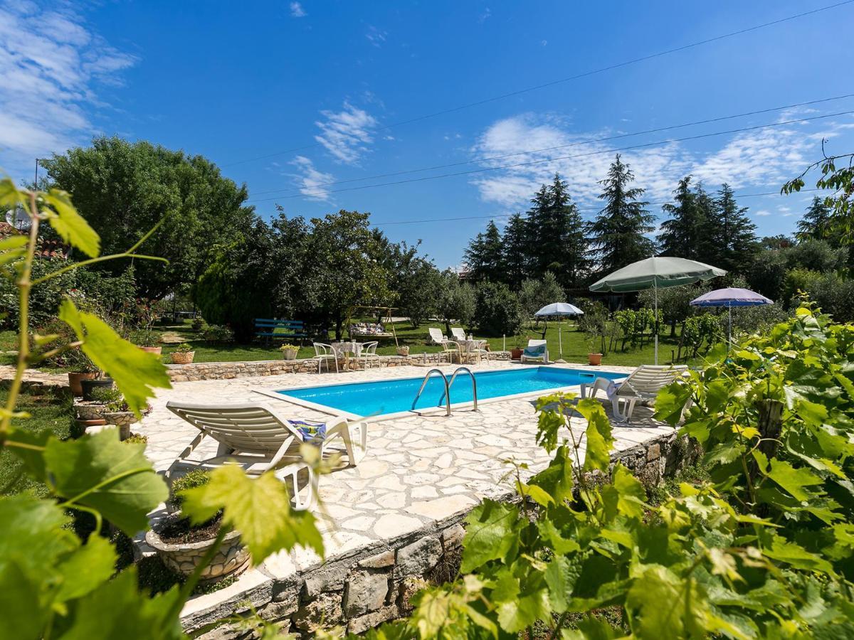 Apartman Susnjic Πόρετς Εξωτερικό φωτογραφία