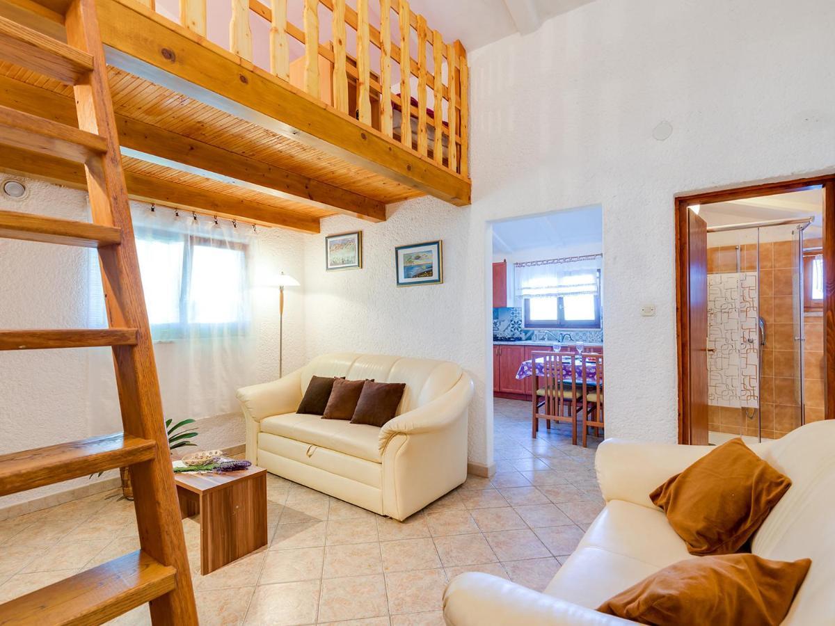 Apartman Susnjic Πόρετς Εξωτερικό φωτογραφία