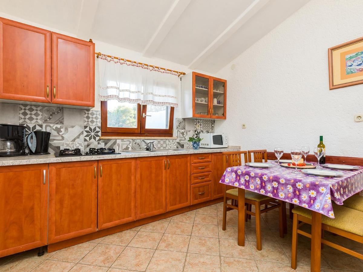 Apartman Susnjic Πόρετς Εξωτερικό φωτογραφία