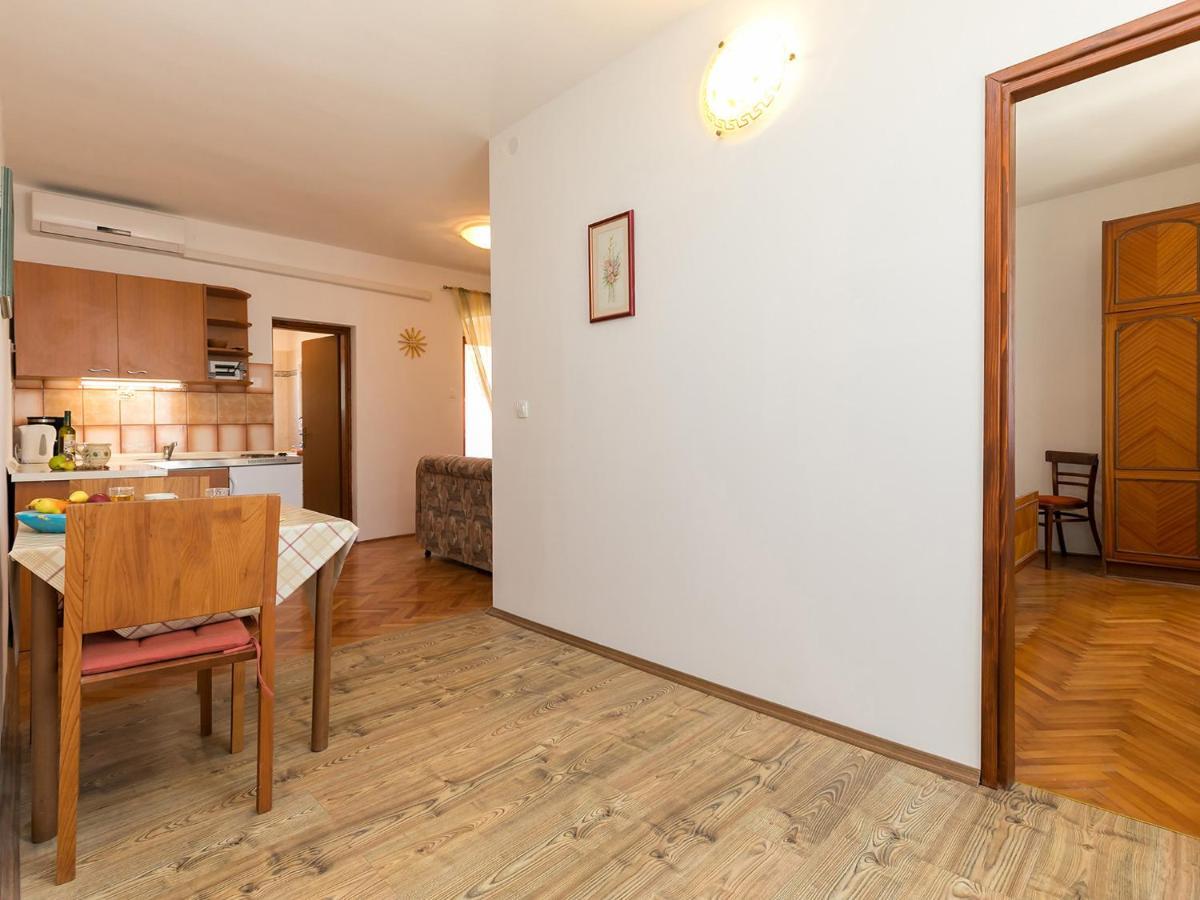 Apartman Susnjic Πόρετς Εξωτερικό φωτογραφία