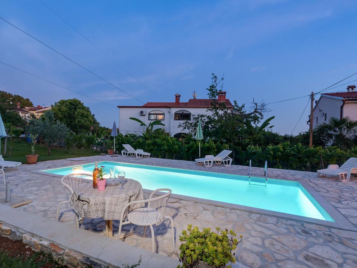Apartman Susnjic Πόρετς Εξωτερικό φωτογραφία