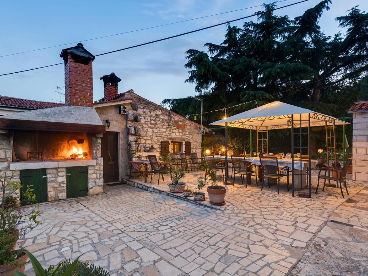 Apartman Susnjic Πόρετς Εξωτερικό φωτογραφία