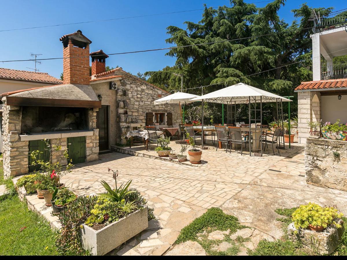 Apartman Susnjic Πόρετς Εξωτερικό φωτογραφία