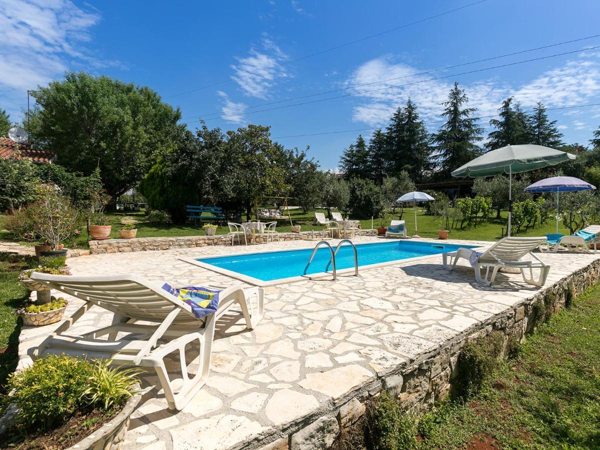 Apartman Susnjic Πόρετς Εξωτερικό φωτογραφία