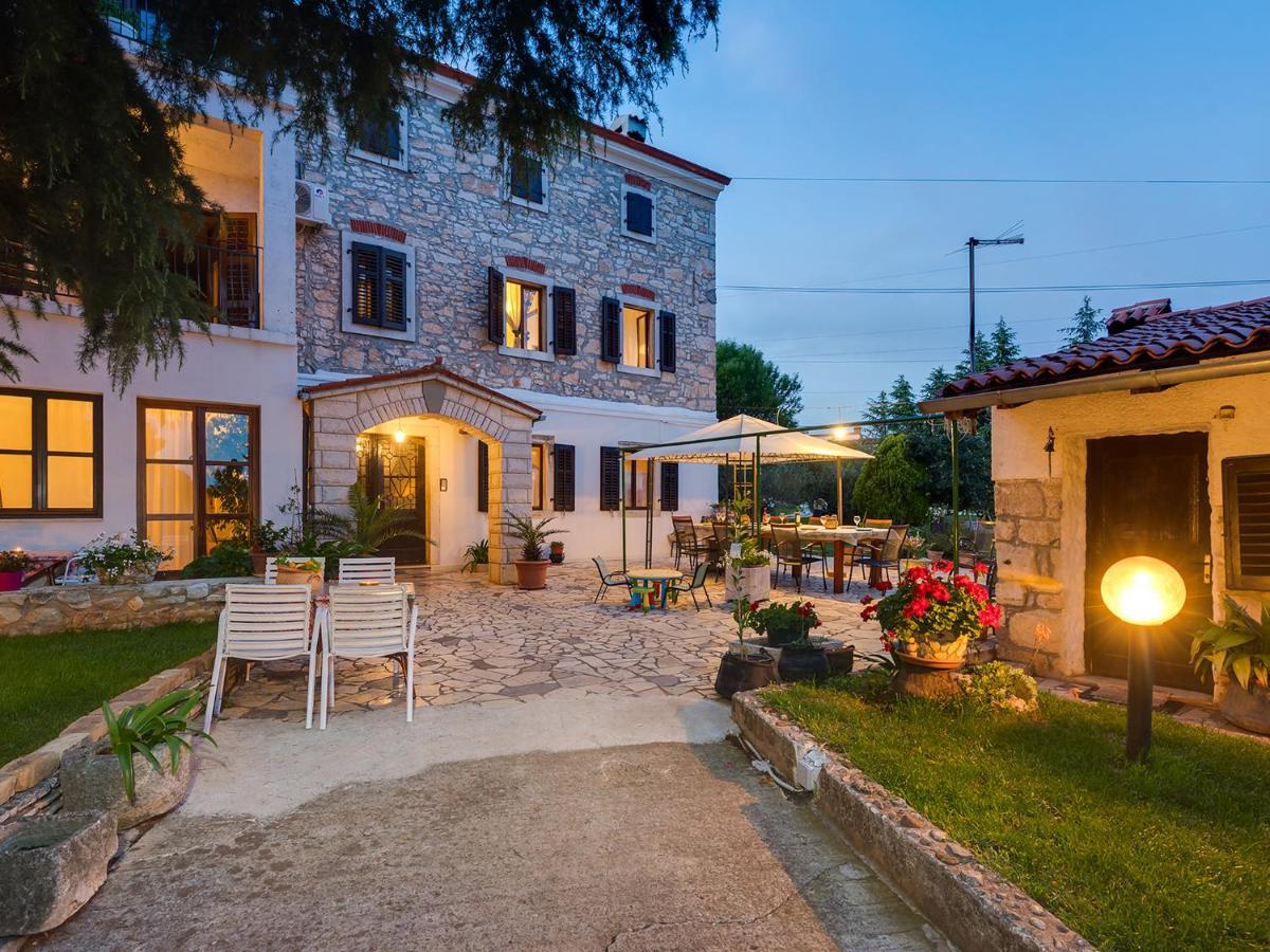 Apartman Susnjic Πόρετς Εξωτερικό φωτογραφία