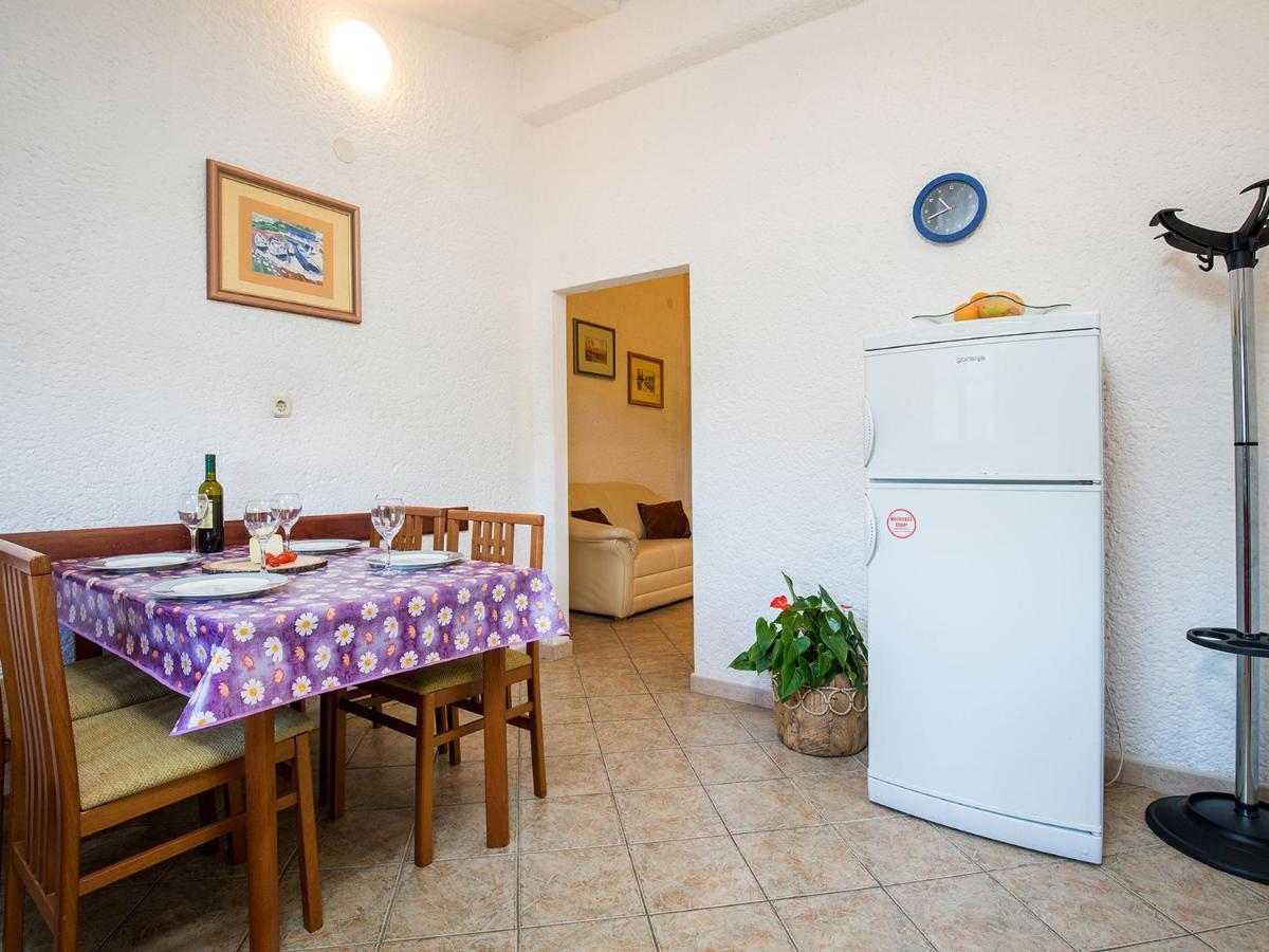 Apartman Susnjic Πόρετς Εξωτερικό φωτογραφία