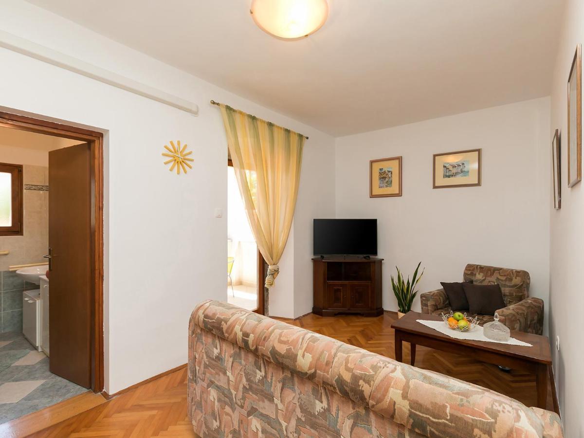 Apartman Susnjic Πόρετς Εξωτερικό φωτογραφία