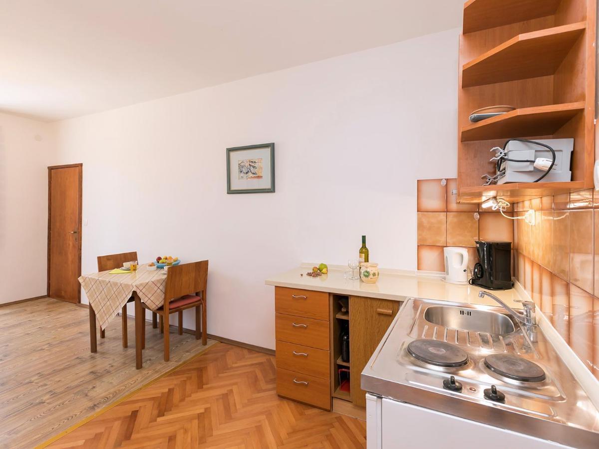 Apartman Susnjic Πόρετς Εξωτερικό φωτογραφία