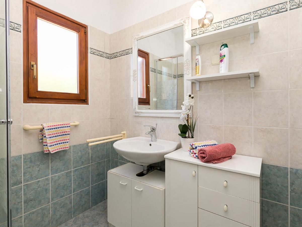 Apartman Susnjic Πόρετς Εξωτερικό φωτογραφία