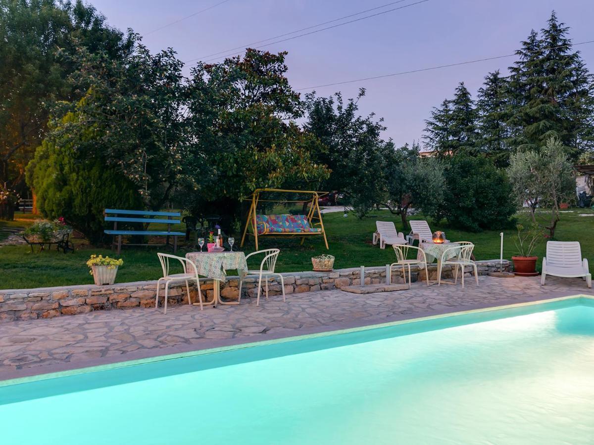 Apartman Susnjic Πόρετς Εξωτερικό φωτογραφία