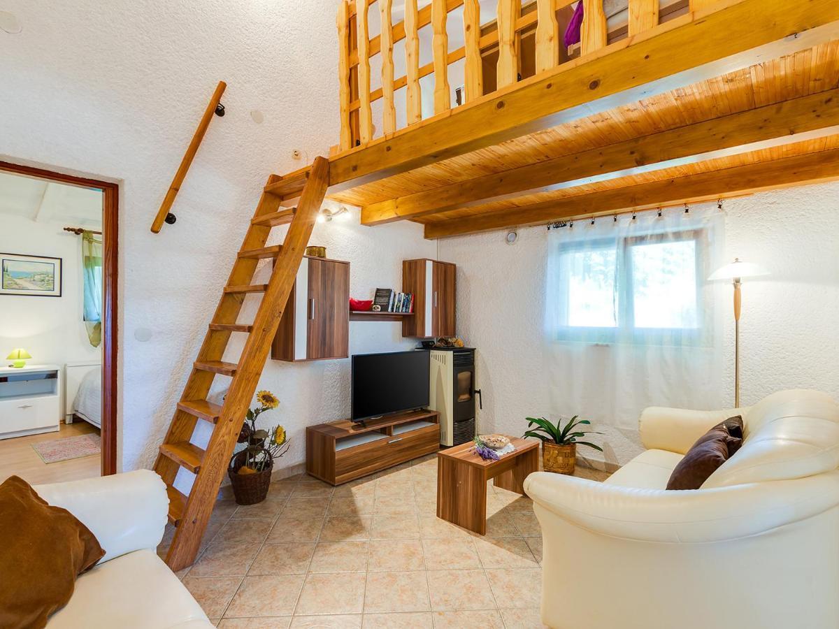Apartman Susnjic Πόρετς Εξωτερικό φωτογραφία