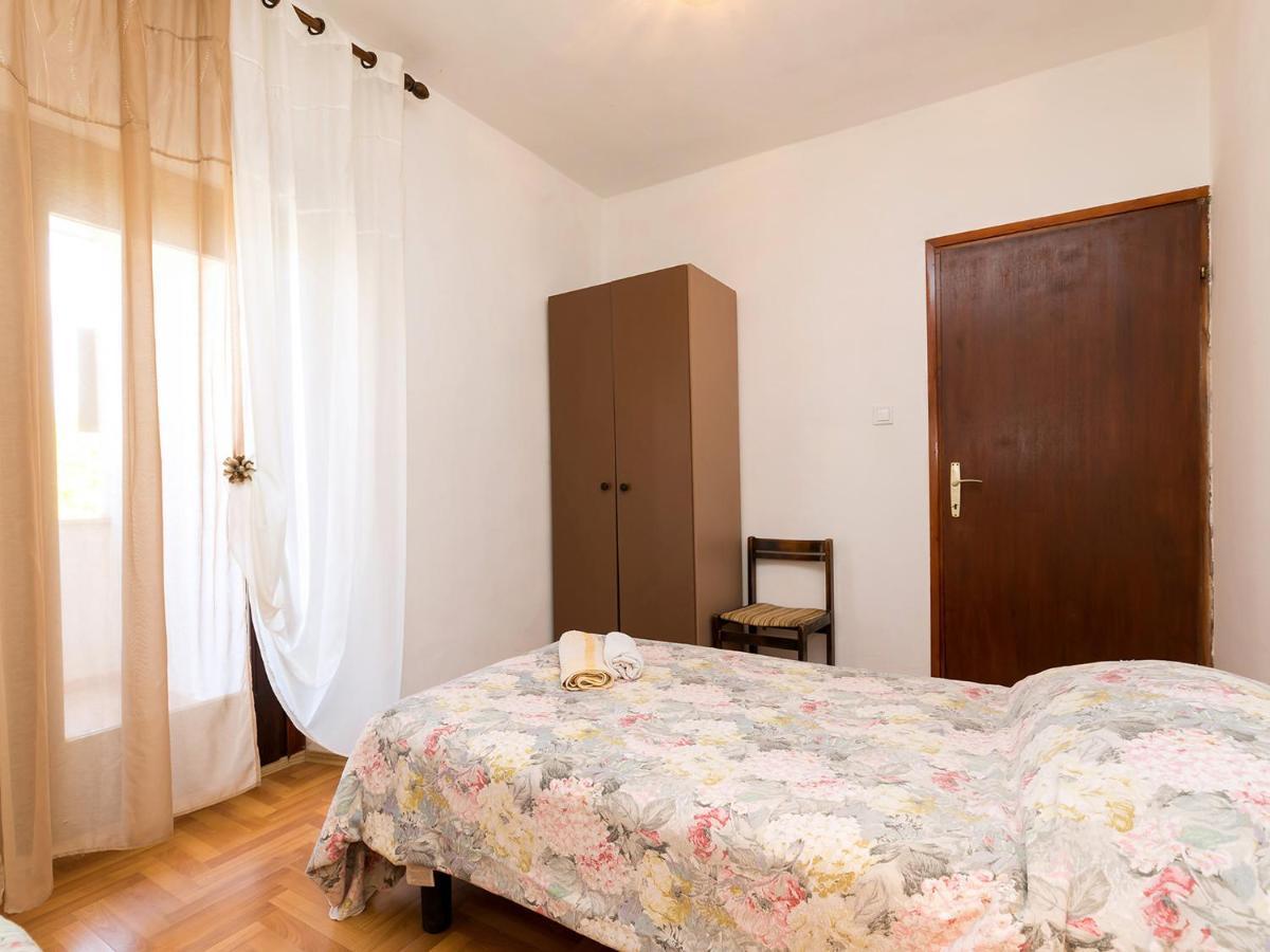 Apartman Susnjic Πόρετς Εξωτερικό φωτογραφία