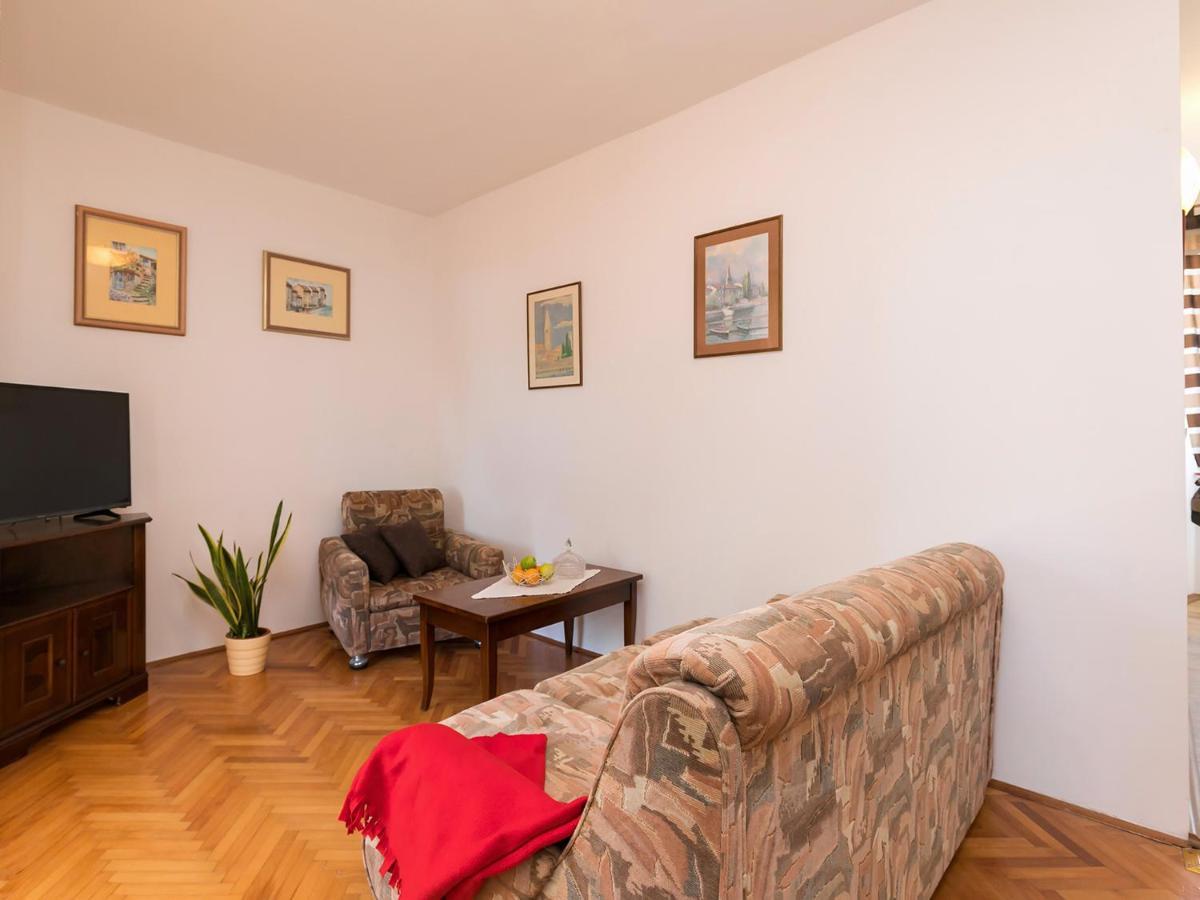 Apartman Susnjic Πόρετς Εξωτερικό φωτογραφία